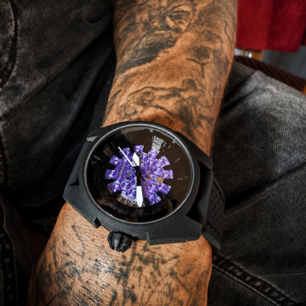 Montre design X-DATE bySilh — vue 02